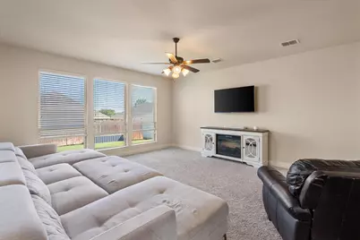 4208 Sweet Clover Lane, Fort Worth, TX 76036 - Photo 9