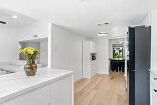 1820 Castille Dr, Carrollton, TX 75007 - Photo 9