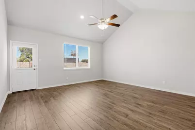 3163 Manchester Drive, Cleburne, TX 76031 - Photo 7