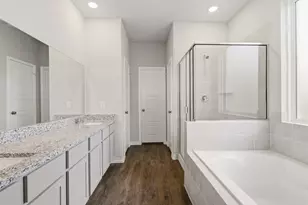 3163 Manchester Dr, Cleburne, TX 76031 - Photo 11