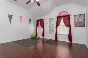 4924 Marsh Harrier Ave, Grand Prairie, TX 75052 - Photo 25