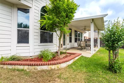 4924 Marsh Harrier Avenue, Grand Prairie, TX 75052 - Photo 39