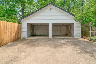 2240 Hubbard, Paris, TX 75460 - Photo 17