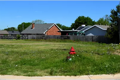 306 Preston Road, Mabank, TX 75147 - Photo 3