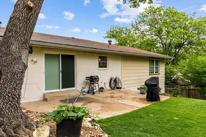 420 Brookwood Drive, Woodway, TX 76712 - Photo 13