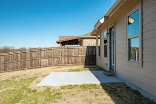 811 Emerald Dr, Princeton, TX 75407 - Photo 21