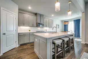 3004 Comal Dr, Little Elm, TX 75068 - Photo 9