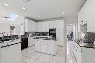 2924 Chalfont Ln, Plano, TX 75023 - Photo 9