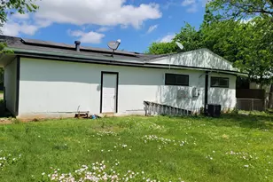 4660 Lois St, Fort Worth, TX 76119 - Photo 5