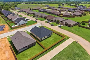 948 Huckleberry Ln, Tolar, TX 76476 - Photo 39