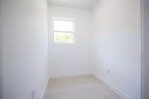 250 Skyview, Point, TX 75472 - Photo 11