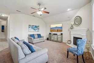 1117 Daventry Dr, Glenn Heights, TX 75154 - Photo 3