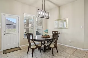 1117 Daventry Dr, Glenn Heights, TX 75154 - Photo 5