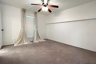 10006 Pensive Dr, Dallas, TX 75229 - Photo 15