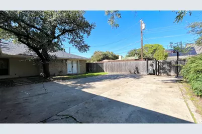 10006 Pensive Drive, Dallas, TX 75229 - Photo 27