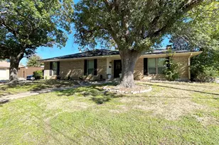 10006 Pensive Dr, Dallas, TX 75229 - Photo 1