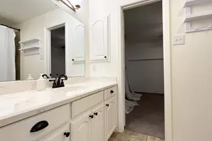 10006 Pensive Dr, Dallas, TX 75229 - Photo 19