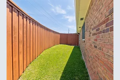 9502 Moss Haven Drive, Dallas, TX 75231 - Photo 33