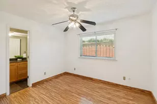 9502 Moss Haven Dr, Dallas, TX 75231 - Photo 27