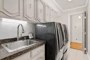 9502 Moss Haven Dr, Dallas, TX 75231 - Photo 31