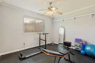 9502 Moss Haven Dr, Dallas, TX 75231 - Photo 27