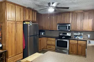 400 S 8th Ave, Teague, TX 75860 - Photo 7
