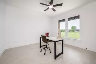 1621 Co Rd 4764, Boyd, TX 76023 - Photo 31