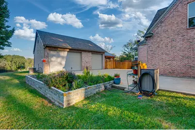 2001 Rose Pointe, Athens, TX 75752 - Photo 35