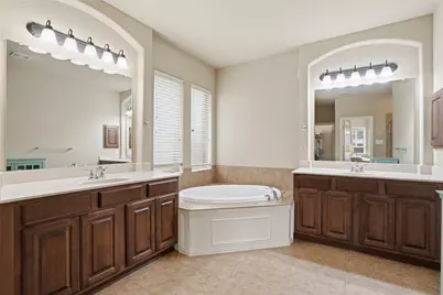 4121 Burwood Drive, Fort Worth, TX 76262 - Photo 15