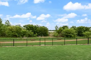 2112 Benjamin Creek Dr, Little Elm, TX 75068 - Photo 35