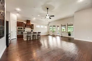 2112 Benjamin Creek Dr, Little Elm, TX 75068 - Photo 15