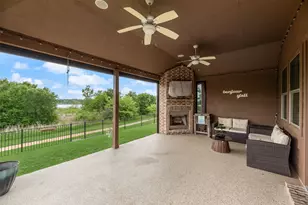 2112 Benjamin Creek Dr, Little Elm, TX 75068 - Photo 7