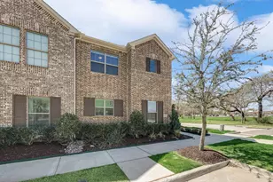 2441 Merriweather Ln, Flower Mound, TX 75028 - Photo 3