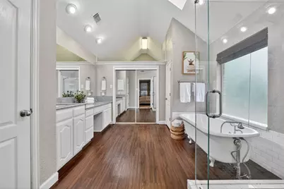 1917 Winding Creek Boulevard, Flower Mound, TX 75022 - Photo 5