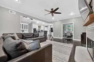 1917 Winding Creek Blvd, Flower Mound, TX 75022 - Photo 9