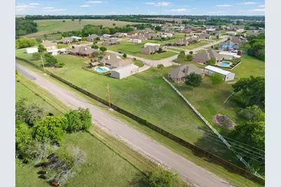 528 Hubbard Circle, Nevada, TX 75173 - Photo 35