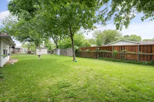 1715 Bradford Dr, Arlington, TX 76010 - Photo 31