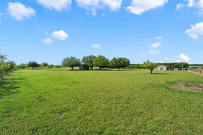 12851 Reeds Lake Road, Rogers, TX 76569 - Photo 35