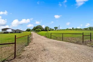 12851 Reeds Lake Rd, Rogers, TX 76569 - Photo 3