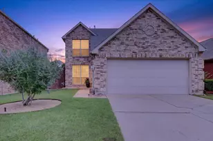 933 Highgate Dr, Lewisville, TX 75067 - Photo 1