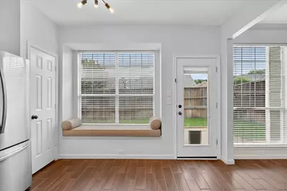 933 Highgate Drive, Lewisville, TX 75067 - Photo 5