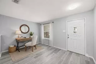 601 Amy Way, Euless, TX 76039 - Photo 3