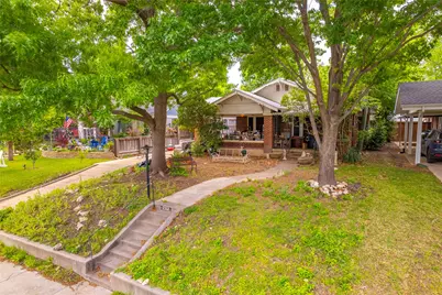 2112 Ashland Avenue, Fort Worth, TX 76107 - Photo 1