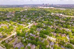 2112 Ashland Ave, Fort Worth, TX 76107 - Photo 11