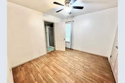 1105 Springdale Road, Bedford, TX 76021 - Photo 15