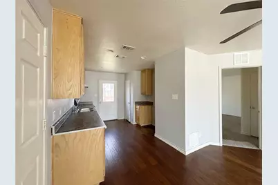 1310 Stewart Street, Fort Worth, TX 76104 - Photo 3