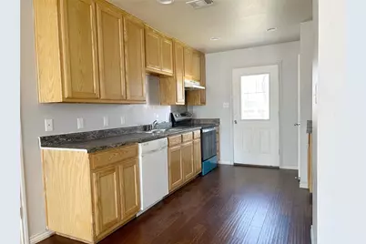 1310 Stewart Street, Fort Worth, TX 76104 - Photo 11