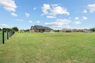 112 Eagle Moor Ln, Weatherford, TX 76087 - Photo 37