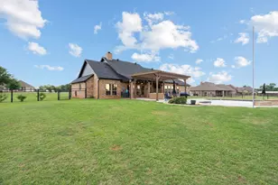 112 Eagle Moor Ln, Weatherford, TX 76087 - Photo 35