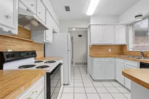 1024 Edgewood Trail, Benbrook, TX 76126 - Photo 13